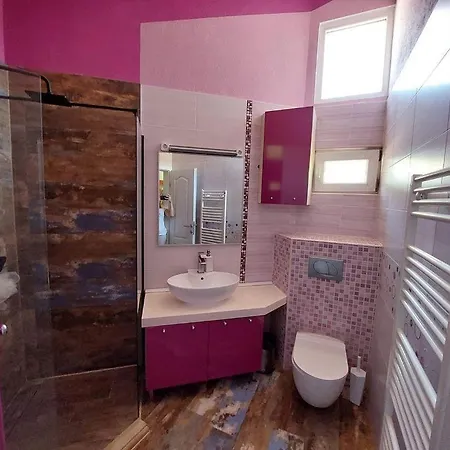 Klara Apartment Solin